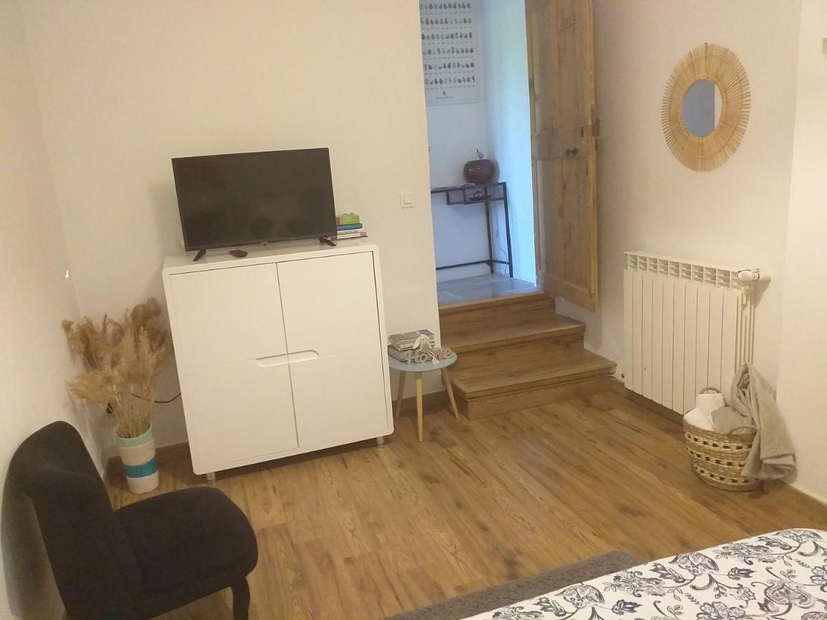 Deux M Bed and Breakfast Villes-sur-Auzon Eksteriør billede